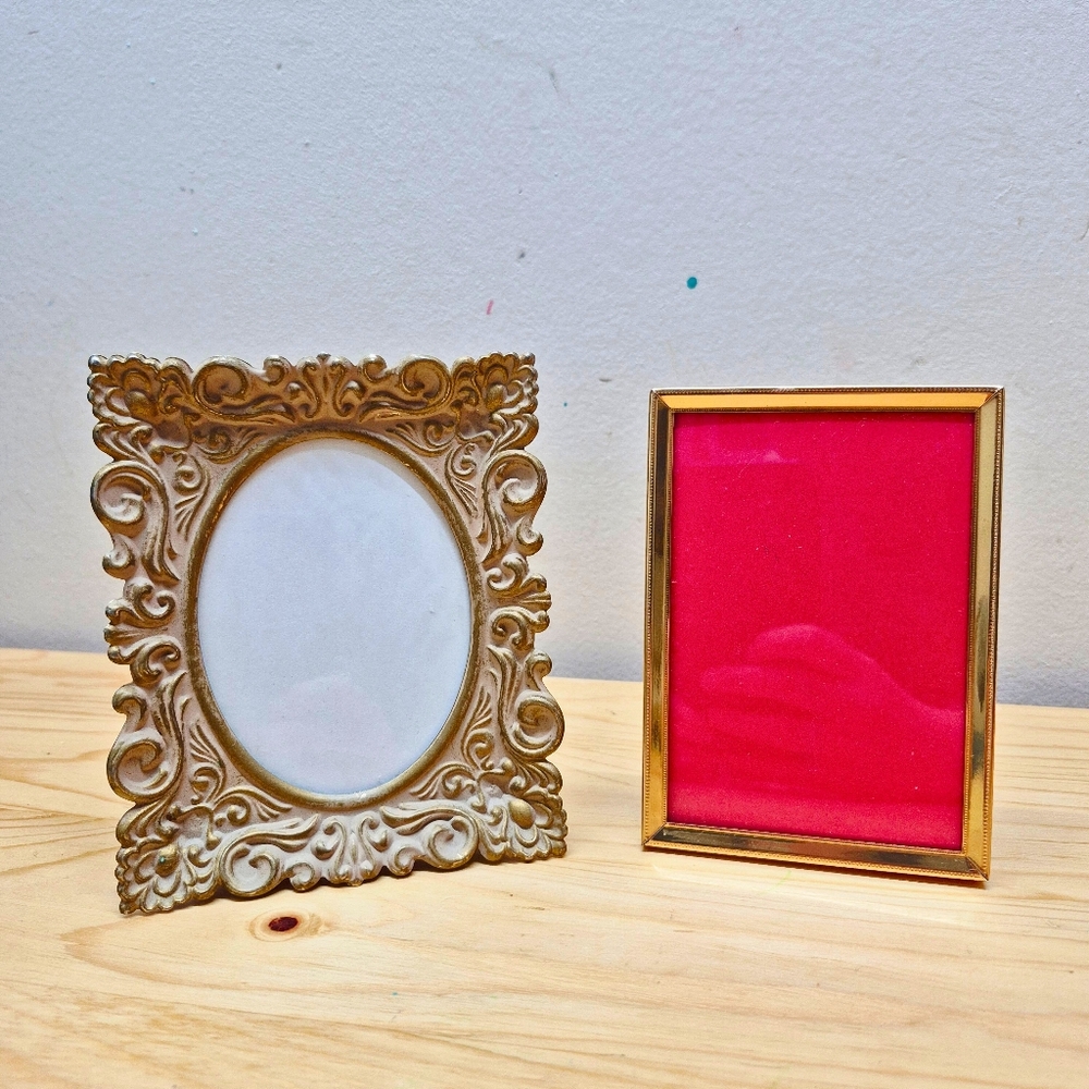 Vintage Set Of Metal Picture Frames